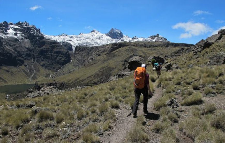 Mt Kenya Climb Chogoria Route Out Naru Moru Gate