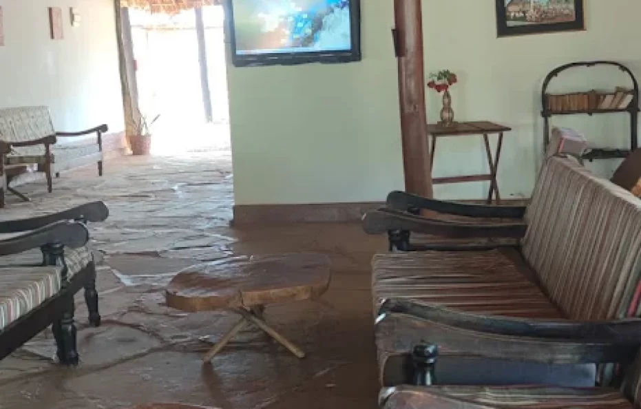 LAKE JIPE SAFARI CAMP ROOMS
