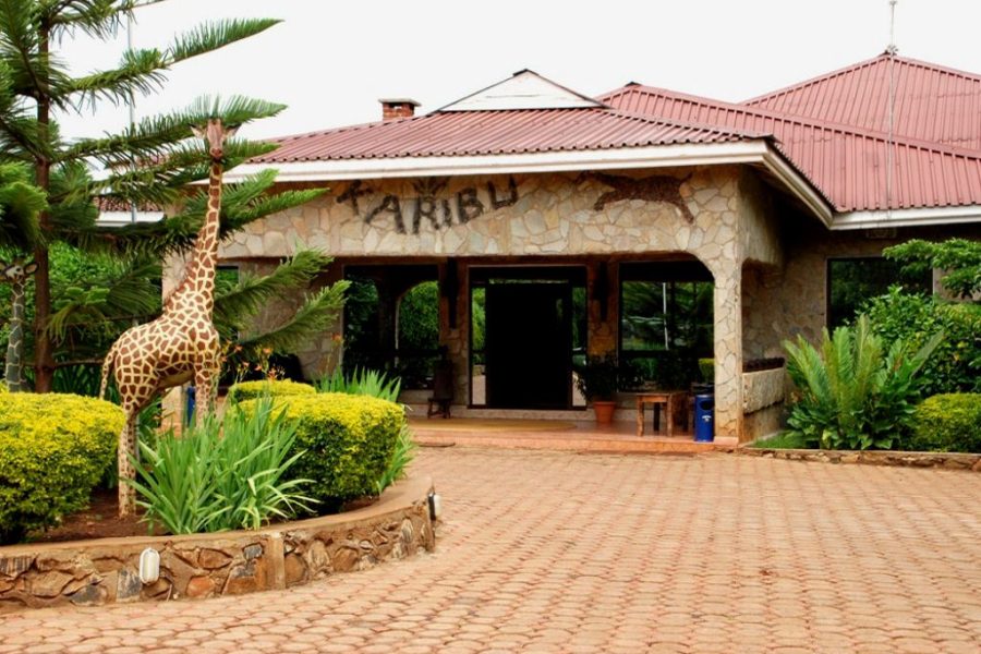 Bougainvillea Safari Lodge