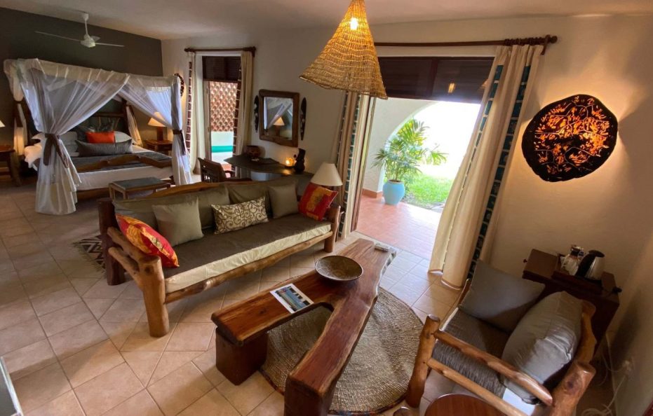 Pinewood Beach Grand Ocean Front Suite